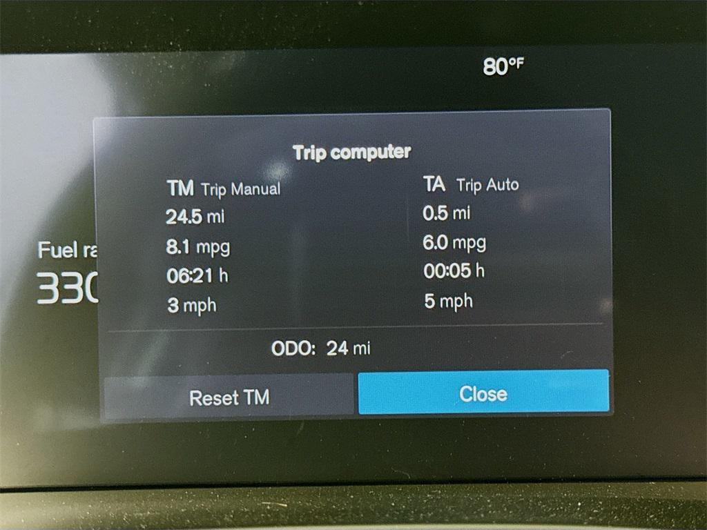 new 2025 Volvo XC40 car, priced at $46,035