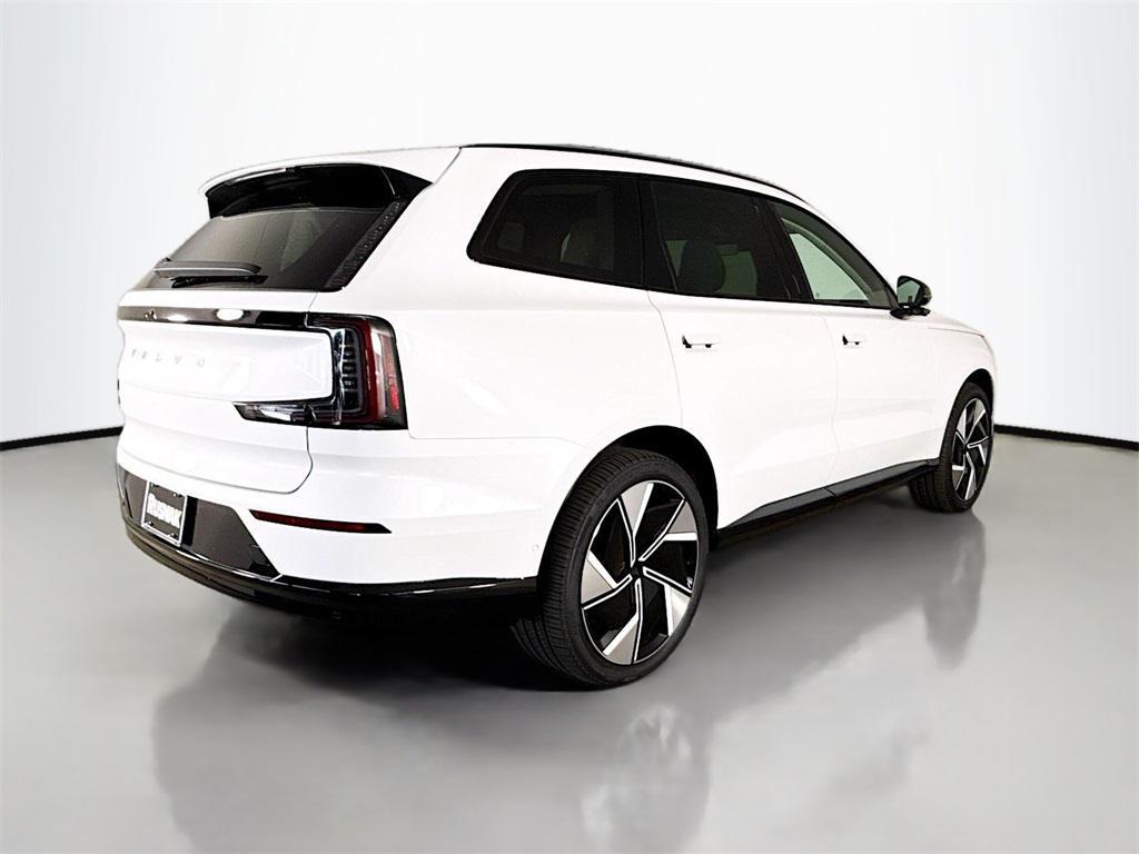 new 2025 Volvo EX90 car, priced at $82,390