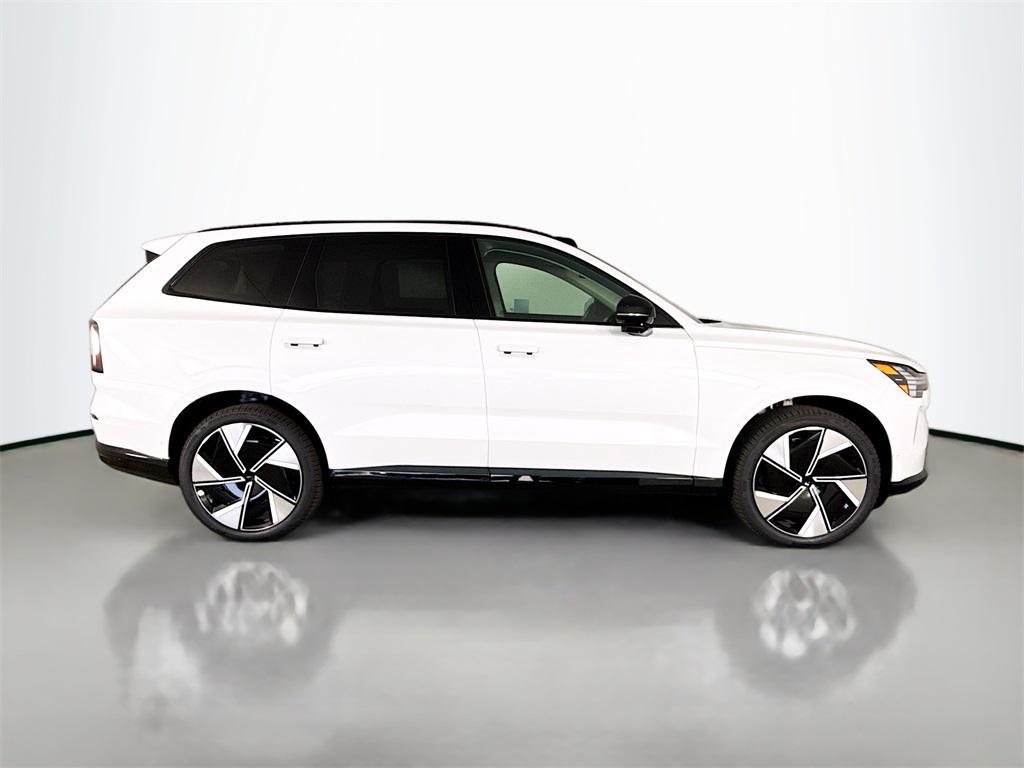 new 2025 Volvo EX90 car, priced at $82,390