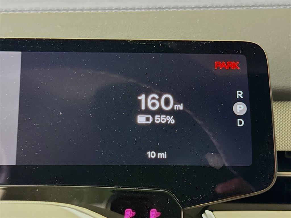 new 2025 Volvo EX90 car, priced at $82,390