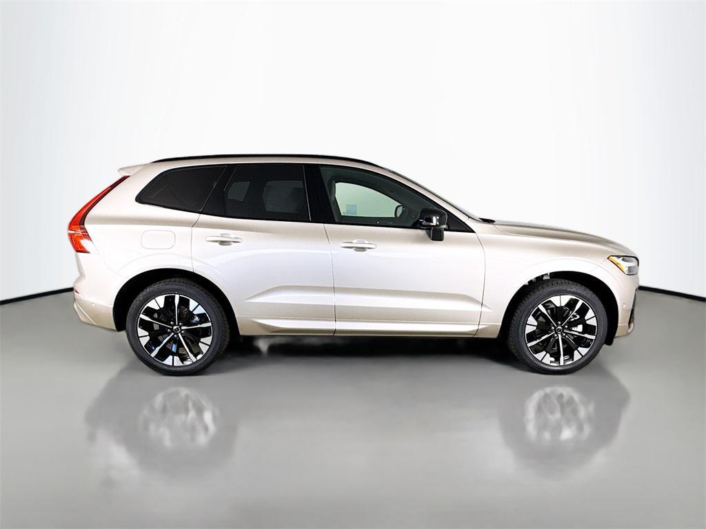 new 2026 Volvo XC60 car, priced at $57,985