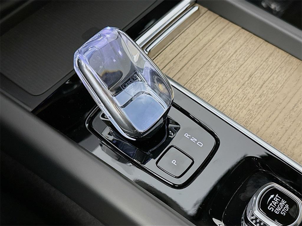 new 2026 Volvo XC60 car, priced at $57,985