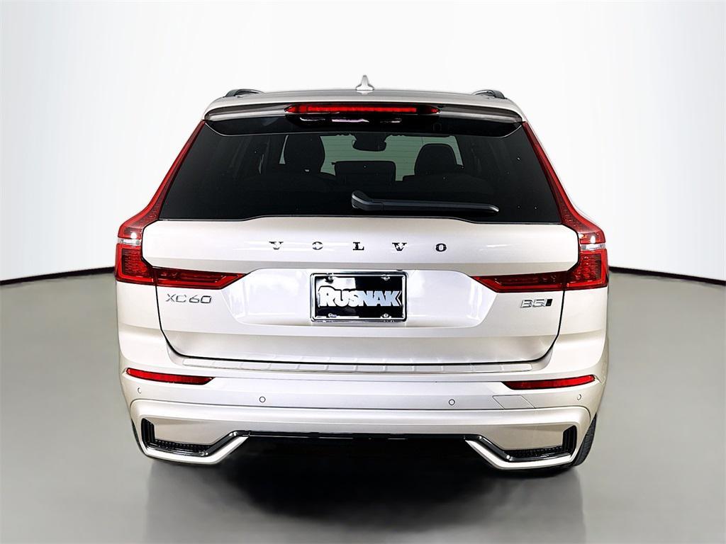new 2026 Volvo XC60 car, priced at $57,985