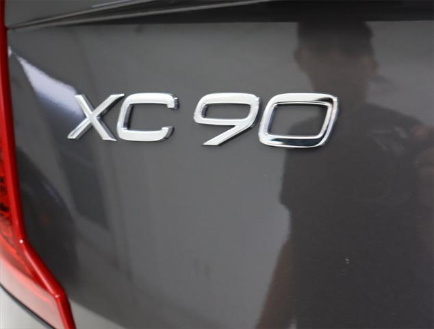 new 2025 Volvo XC90 car, priced at $68,455