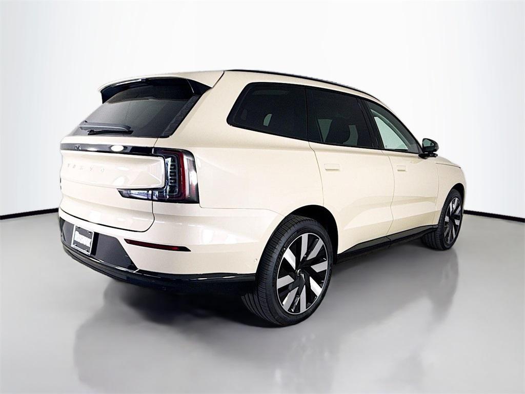 new 2025 Volvo EX90 car, priced at $83,825