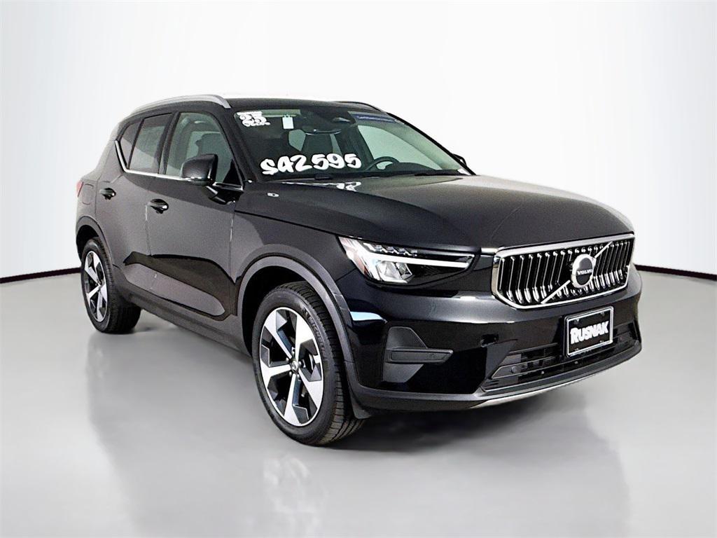 used 2025 Volvo XC40 car, priced at $42,595