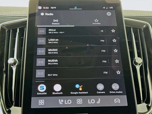 new 2025 Volvo XC90 car, priced at $73,145