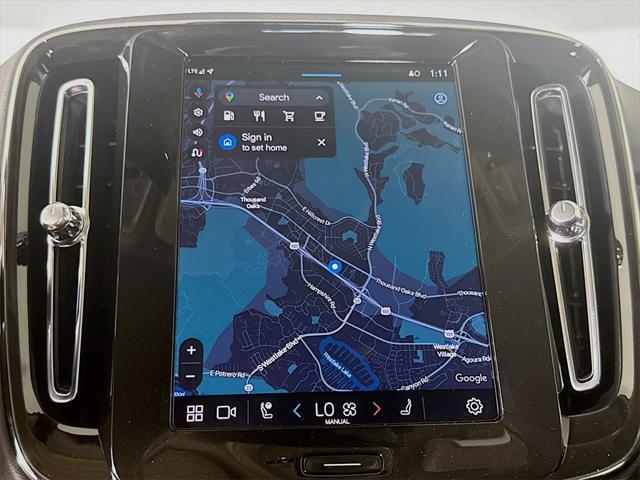 new 2025 Volvo XC40 car, priced at $51,565