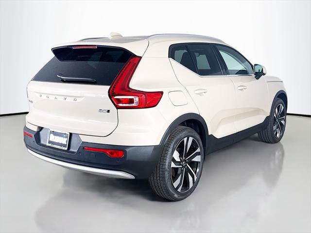 new 2025 Volvo XC40 car, priced at $51,565