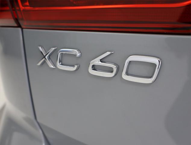 new 2025 Volvo XC60 Plug-In Hybrid car, priced at $66,235