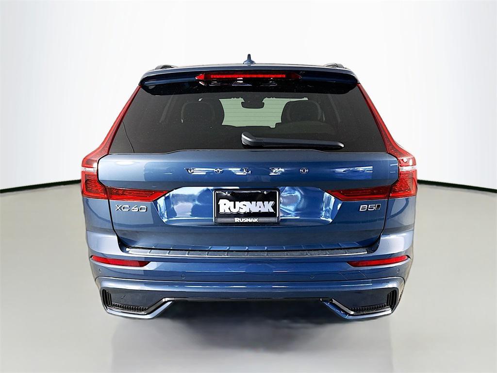 new 2026 Volvo XC60 car, priced at $57,985