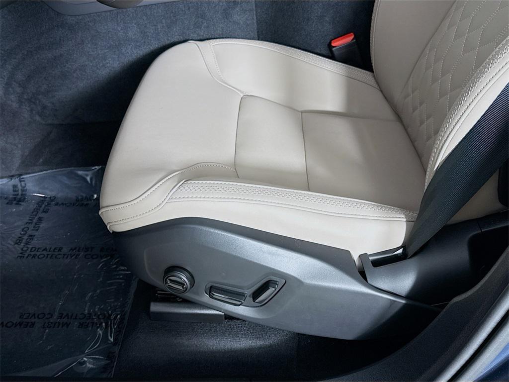 new 2026 Volvo XC60 car, priced at $57,985