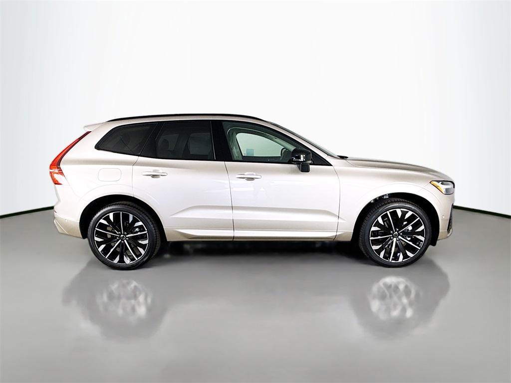 new 2026 Volvo XC60 car, priced at $62,800