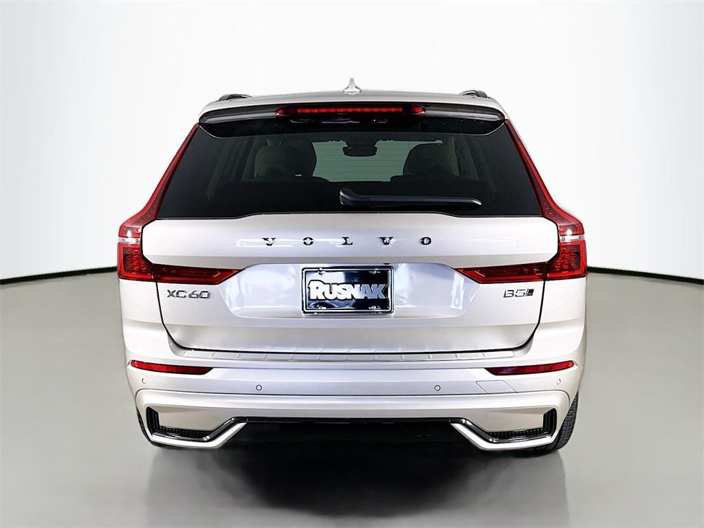 new 2026 Volvo XC60 car, priced at $62,800