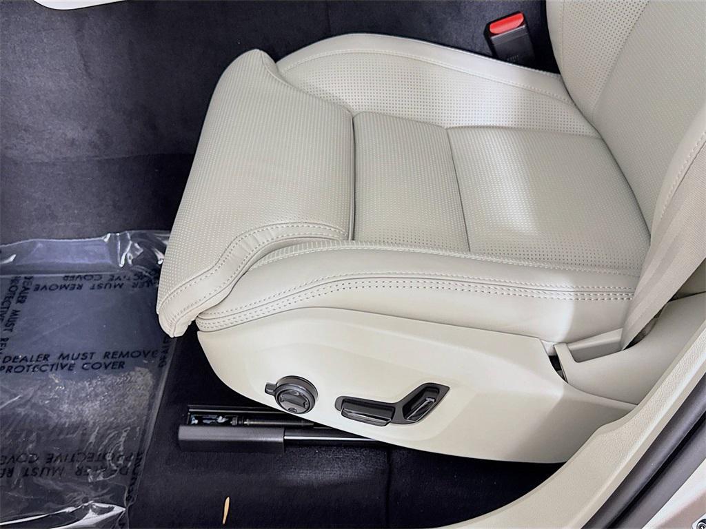 new 2026 Volvo XC60 car, priced at $62,800