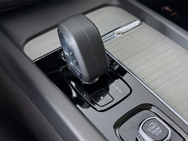 new 2025 Volvo XC60 Plug-In Hybrid car, priced at $66,650
