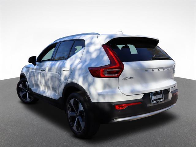 new 2025 Volvo XC40 car, priced at $46,015