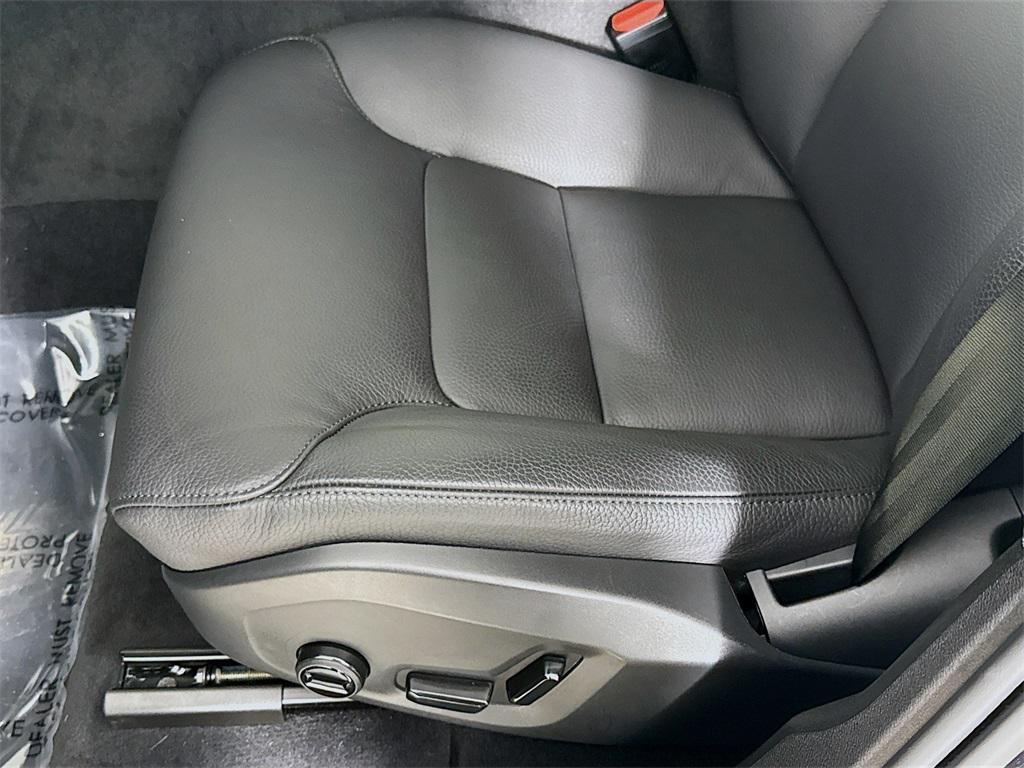 used 2025 Volvo XC60 car, priced at $35,995