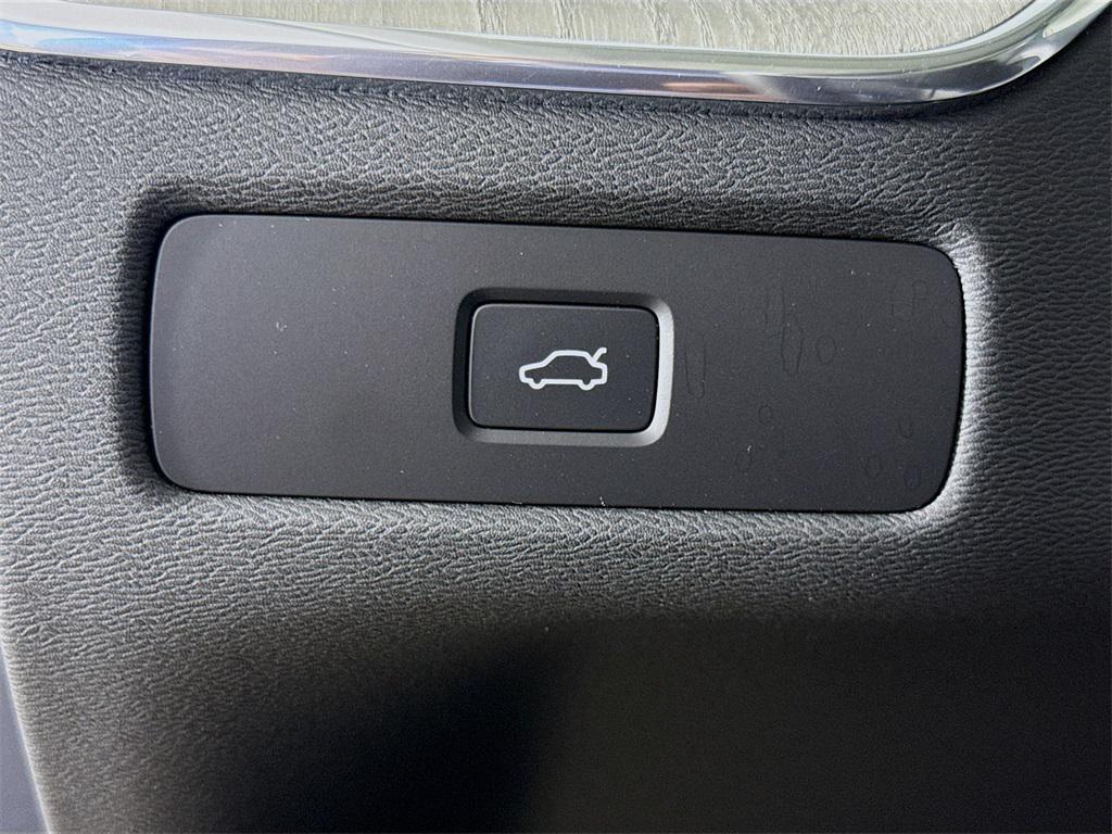 used 2025 Volvo XC60 car, priced at $35,995