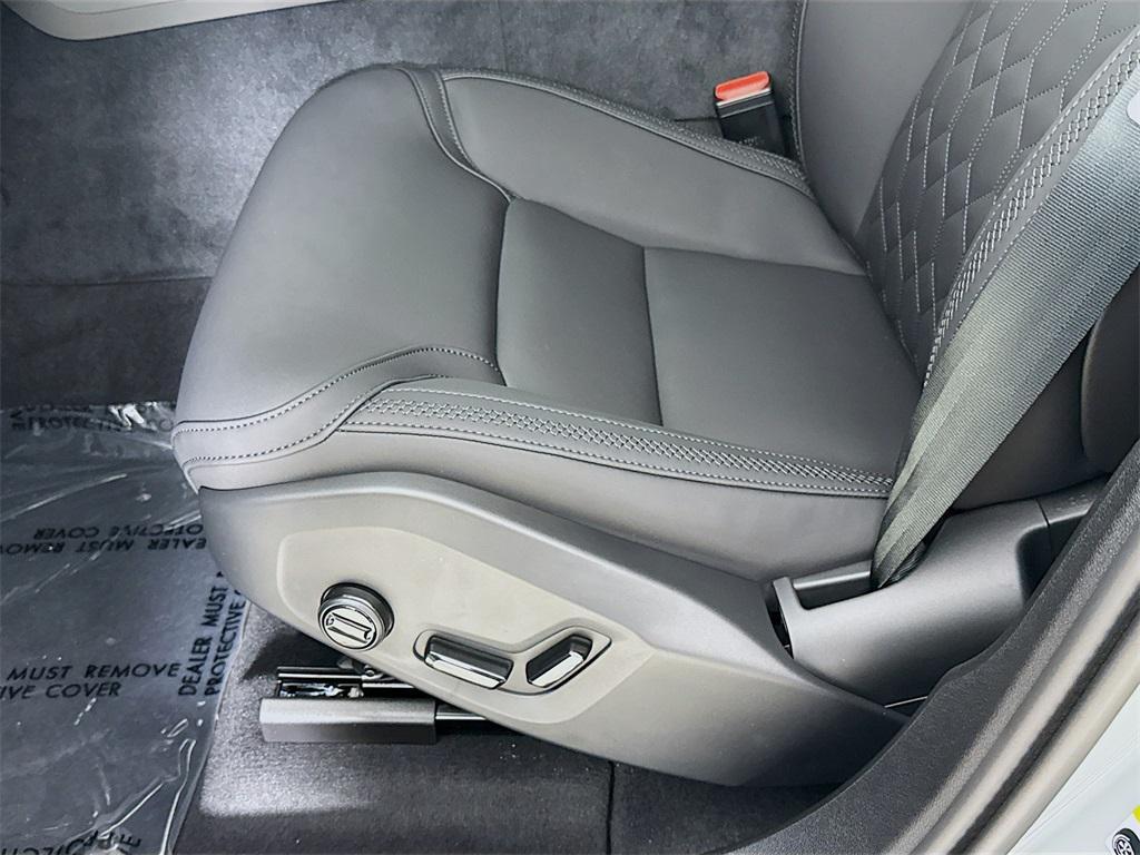 new 2026 Volvo XC60 Plug-In Hybrid car, priced at $69,315