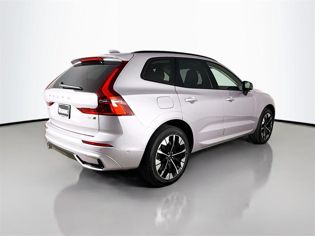 new 2026 Volvo XC60 car, priced at $58,015