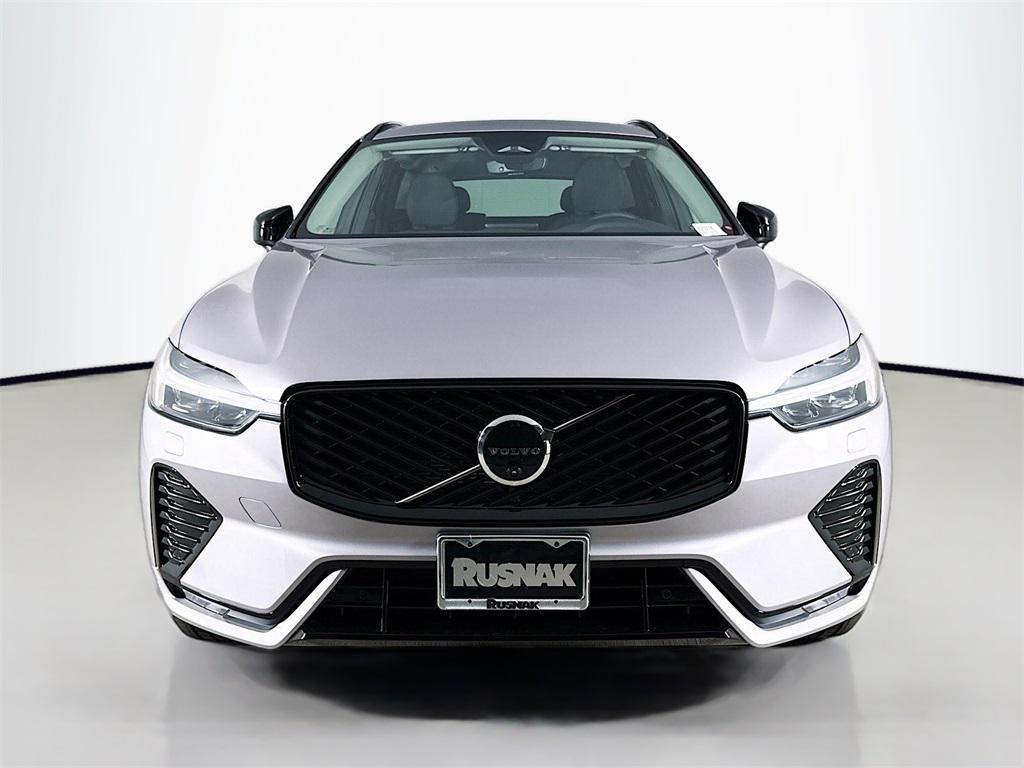 new 2026 Volvo XC60 car, priced at $58,015