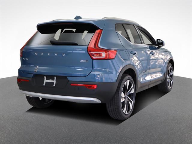 new 2025 Volvo XC40 car, priced at $51,000