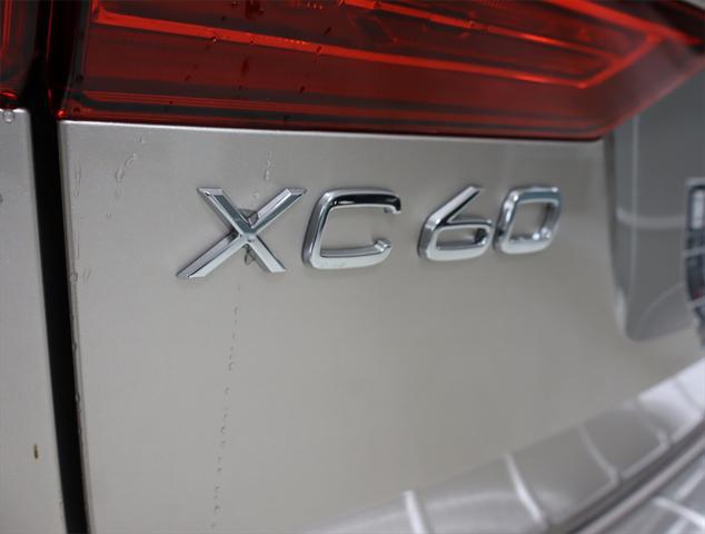 new 2025 Volvo XC60 Plug-In Hybrid car, priced at $66,235