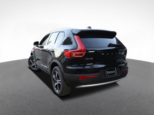 new 2025 Volvo XC40 car, priced at $43,045