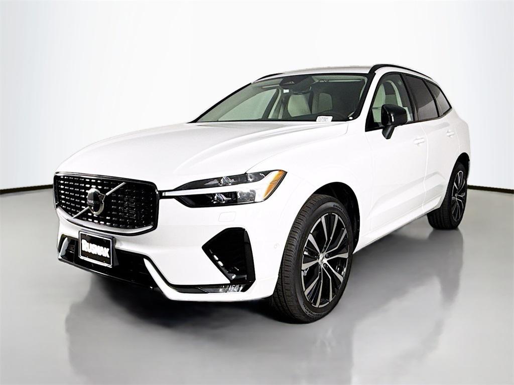 new 2025 Volvo XC60 car, priced at $55,360