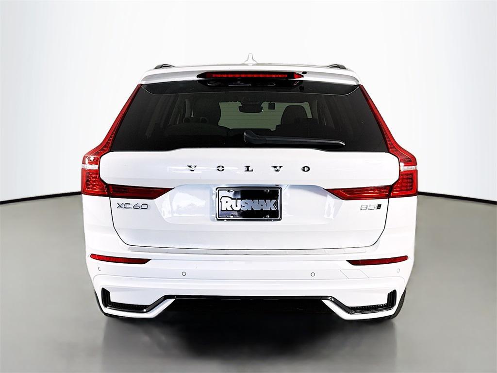 new 2025 Volvo XC60 car, priced at $55,360