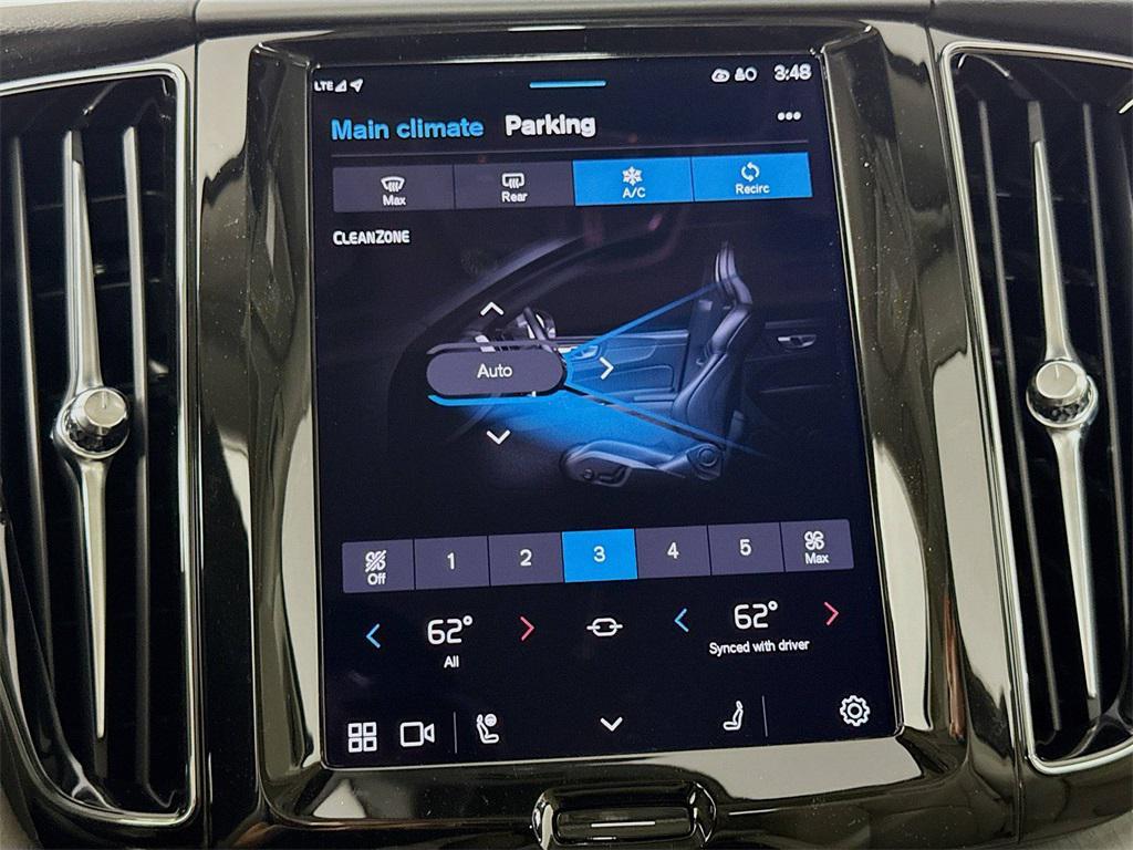 new 2025 Volvo XC60 car, priced at $55,360