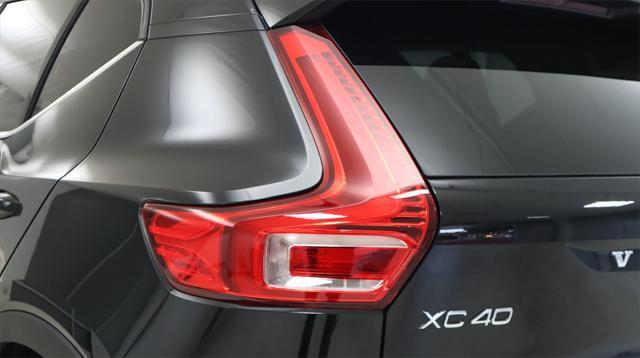 new 2025 Volvo XC40 car, priced at $43,845