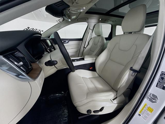 used 2021 Volvo XC60 car, priced at $25,995