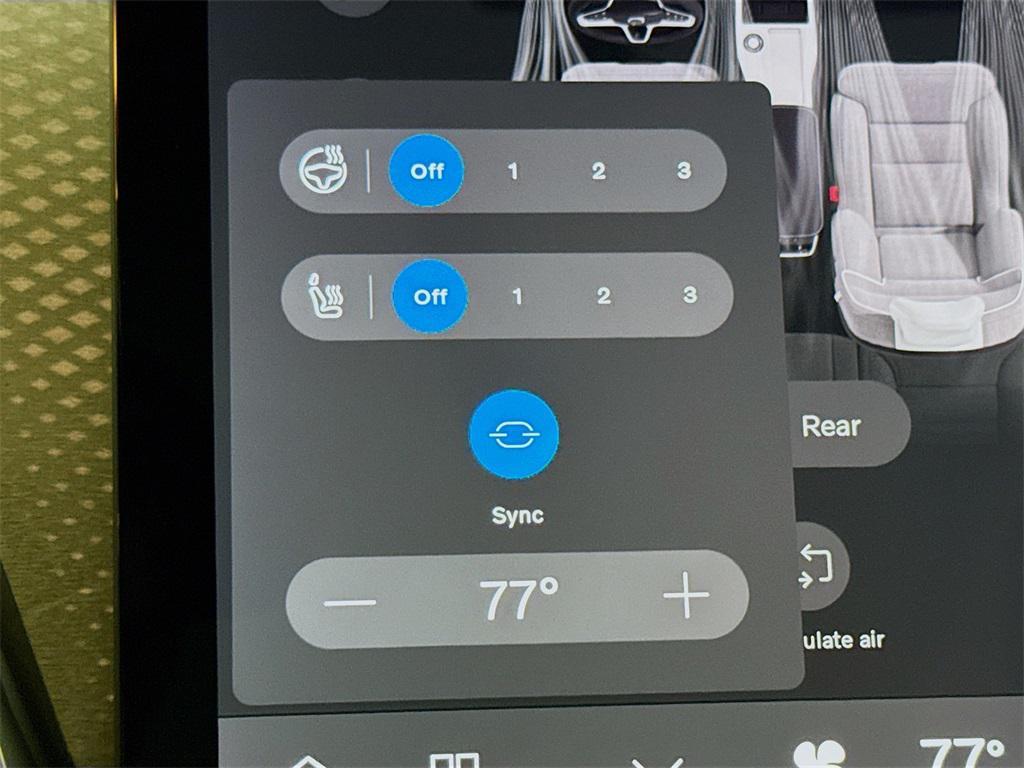 new 2025 Volvo EX90 car, priced at $90,640