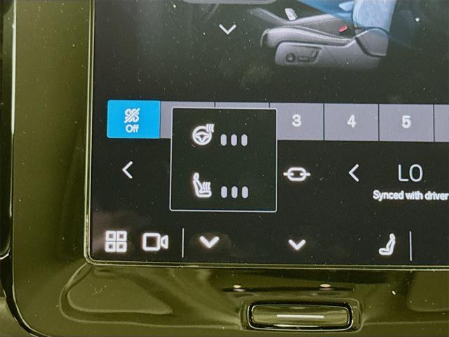 used 2025 Volvo XC40 car, priced at $34,595