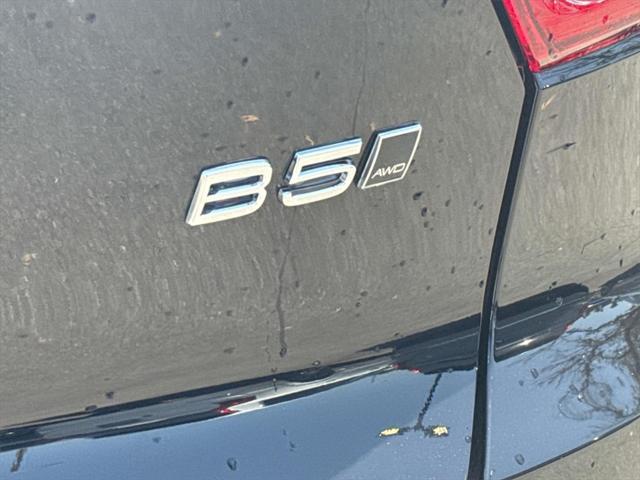 used 2025 Volvo XC40 car, priced at $42,301