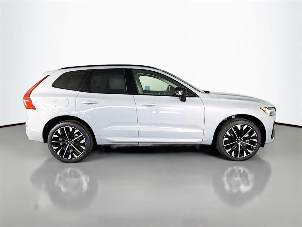 new 2026 Volvo XC60 car, priced at $63,935