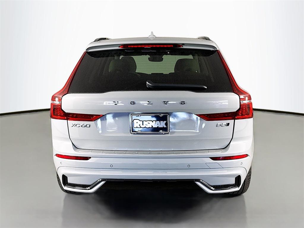 new 2026 Volvo XC60 car, priced at $63,935