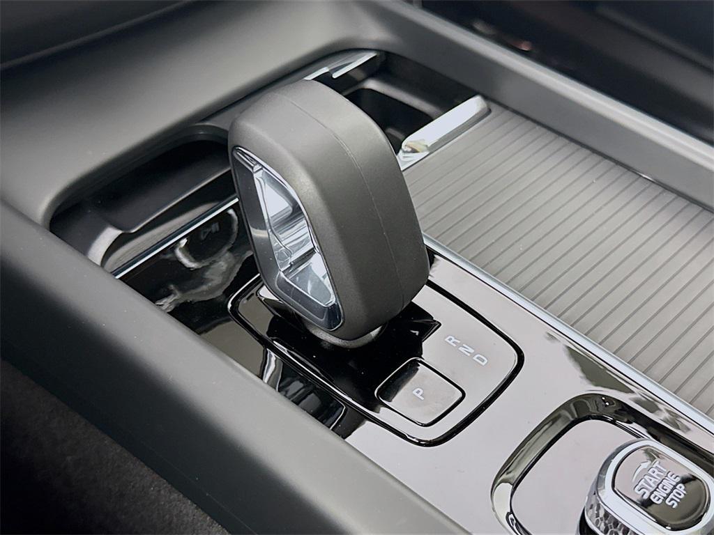 used 2025 Volvo XC60 car, priced at $47,995
