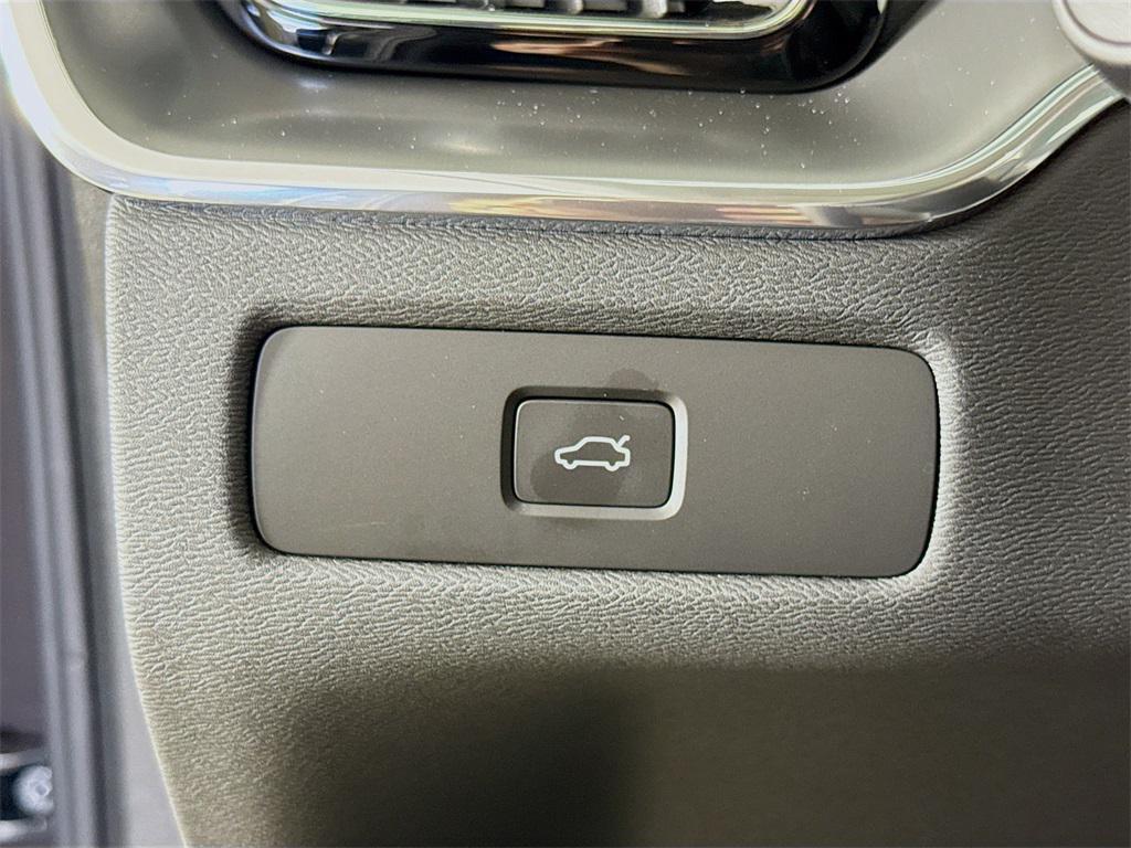 used 2025 Volvo XC60 car, priced at $47,995