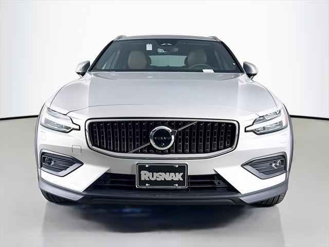 new 2025 Volvo V60 Cross Country car, priced at $59,025