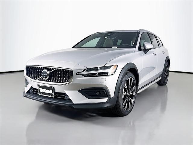new 2025 Volvo V60 Cross Country car, priced at $59,025