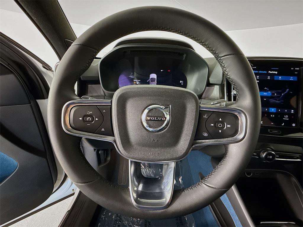 used 2023 Volvo C40 Recharge Pure Electric car, priced at $29,595
