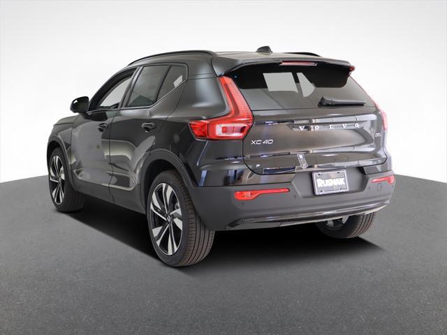 new 2025 Volvo XC40 car, priced at $50,825