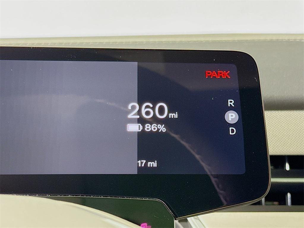 new 2025 Volvo EX90 car, priced at $88,945