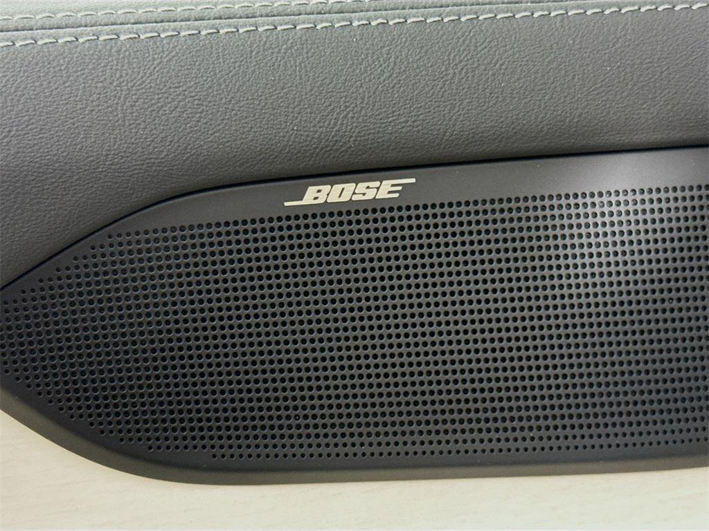 new 2025 Volvo EX90 car, priced at $88,945