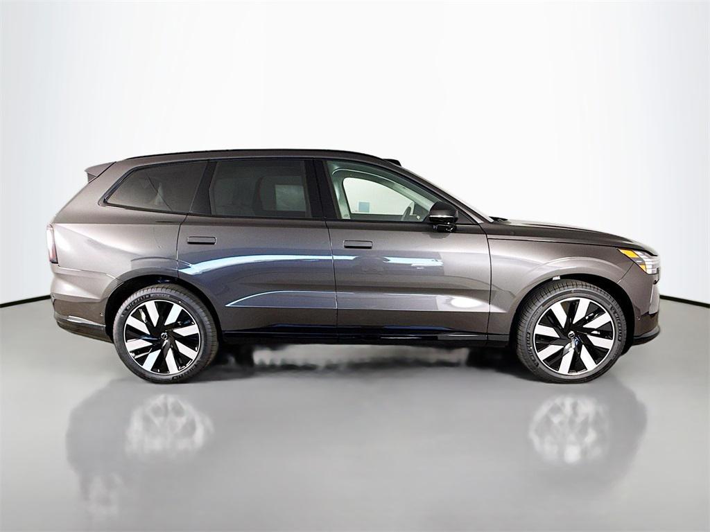 new 2025 Volvo EX90 car, priced at $88,945