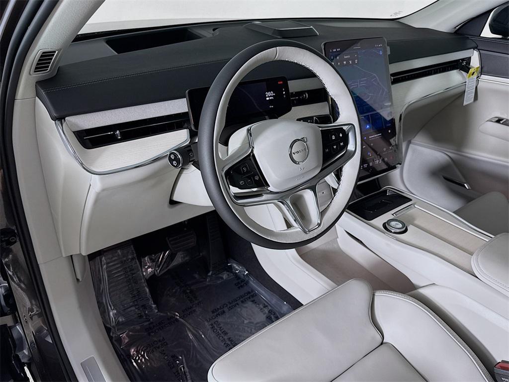 new 2025 Volvo EX90 car, priced at $88,945
