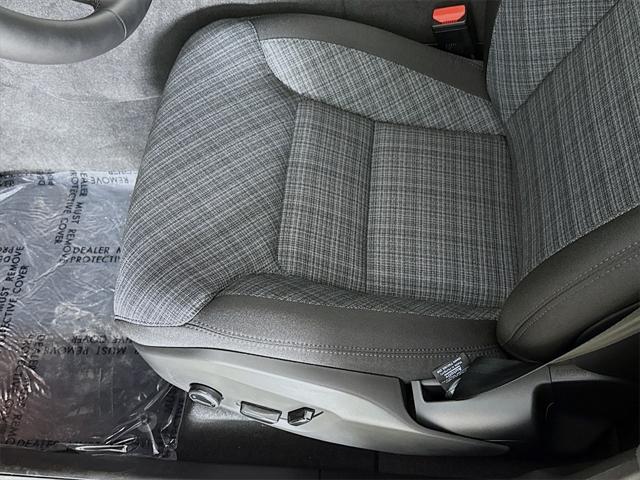 new 2025 Volvo XC60 car, priced at $51,570